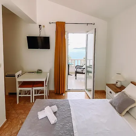 Apartments Horizont Rogoznica  Room photo